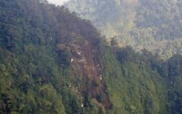 Найдены первые тела погибших в катастрофе российского самолета в Индонезии