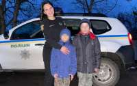 Босиком прошли 10 километров: в Винницкой области двое детей сбежали из дома