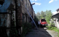 Под Киевом произошел пожар на фабрике