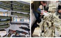 Цілий арсенал та мільйони доларів: у Дніпрі затримали торговців зброєю (відео)
