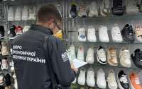 На Одещині вилучили з продажу понад 100 тисяч пар підроблених кросівок