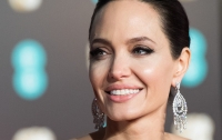 Анджелина Джоли оказалась на грани разорения