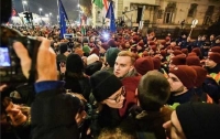 Будапеште всколыхнули массовые протесты, произошли столкновения (видео)