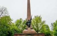 Исполком Черновцов принял решение убрать советские памятники