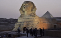 В Египте в ходе работ в храме обнаружили сфинкса