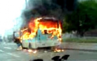 Восемнадцать человек заживо сгорели в автобусе