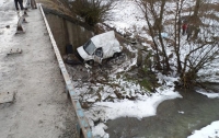 Смертельное ДТП на Львовщине: автомобиль рухнул с моста
