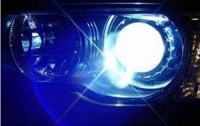 За ксеноновые фары в России  будут отбирать права