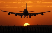 СМИ: пассажирский самолет не смог приземлиться в Аргентине из-за уснувших диспетчеров