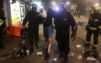 Британским полицейским, разгоняющим митинги, разрешили стрелять 