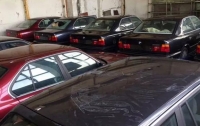 Заброшенный склад с раритетными BMW обнаружили в Болгарии (видео)