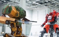 Гигантские человекоподобные роботы сошлись в первой в истории битве