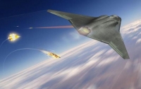 ВВС США лазером сбили ракеты в воздухе