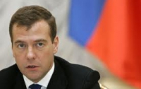 Медведев: из России пытаются выбить неприлично много уступок для вступления в ВТО