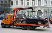 Автомобили, припаркованные на трамвайных путях, во Львове будут убирать эвакуаторами