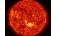 На Солнце произошла мощная вспышка класса M (ФОТО)