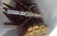 В Запорожской области полицейские обнаружили у гражданина арсенал оружия