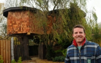 Британец построил уникальный дом на дереве (ФОТО)