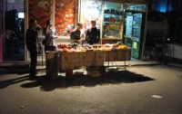 Уличным торговцам в Ялте осталось «жить» до весны