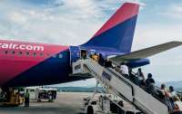Летевший в Запорожье самолет Wizz Air совершил аварийную посадку