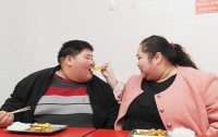 400-килограммовые китайцы решили похудеть ради секса