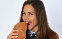 Украинцы втрое сократили потребление хлеба