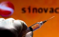 Третья доза вакцины Sinovac повышает защиту от штамма 