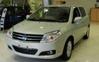  В Украине представили обновленные модели  Geely (фото)