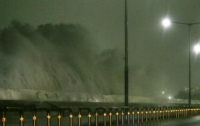 Мощный тайфун обрушился на Гонконг (видео)