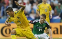 Евро-2016: Порошенко заявил, что украинской сборной нужно играть сильнее