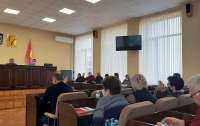 На сессии Изюмского горсовета подрались депутаты (видео)