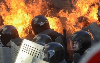 Лидеры Европы и США призывают остановить кровопролитие в Киеве