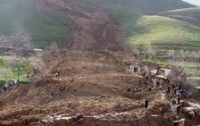 Оползень похоронил заживо 11 человек в Перу