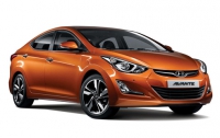 Hyundai представил обновленный седан Elantra (ФОТО)