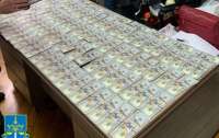Местная чиновница Львова зарабатывала деньги на мужчинах-уклонистах