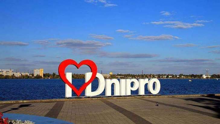 Кабмін виділив 175 млн грн на відновлення восьми будинків у Дніпрі