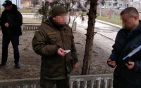 Замкомбата Нацгвардии попался на взятке