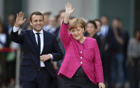 Меркель и Макрон могут поговорить об Украине в воскресенье