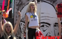 Доигрались: FEMENистки подставили свою активистку в Тунисе (ФОТО)