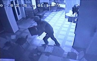 В Мукачево произошло странное ограбление банка