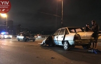 В Киеве на Северном мосту столкнулись три авто