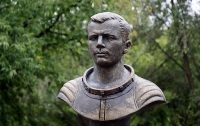Бюст первому космонавту планеты Юрию Гагарину установили в США