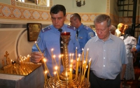 В Киеве прошло поминальное богослужение по погибшим правоохранителям (ФОТО)