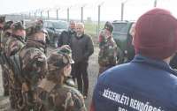 Венгрия перебрасывает военных к границе с Украиной