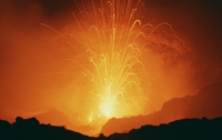 Сицилийский вулкан Этна начал извержение