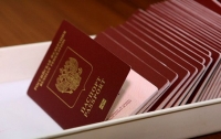 Украинцам с российскими паспортами запретят въезд в Канаду