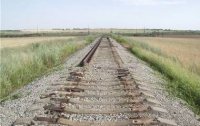 Ривненский фермер с подельниками украли 320 метров рельсов