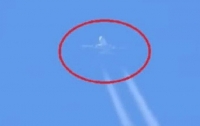 Исчезновение самолета в небе сняли на видео