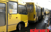 Украинским маршрутчикам разрешили повысить цены на 80%