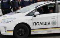 С ножами и электрошокером: в Киеве задержали банду подростков